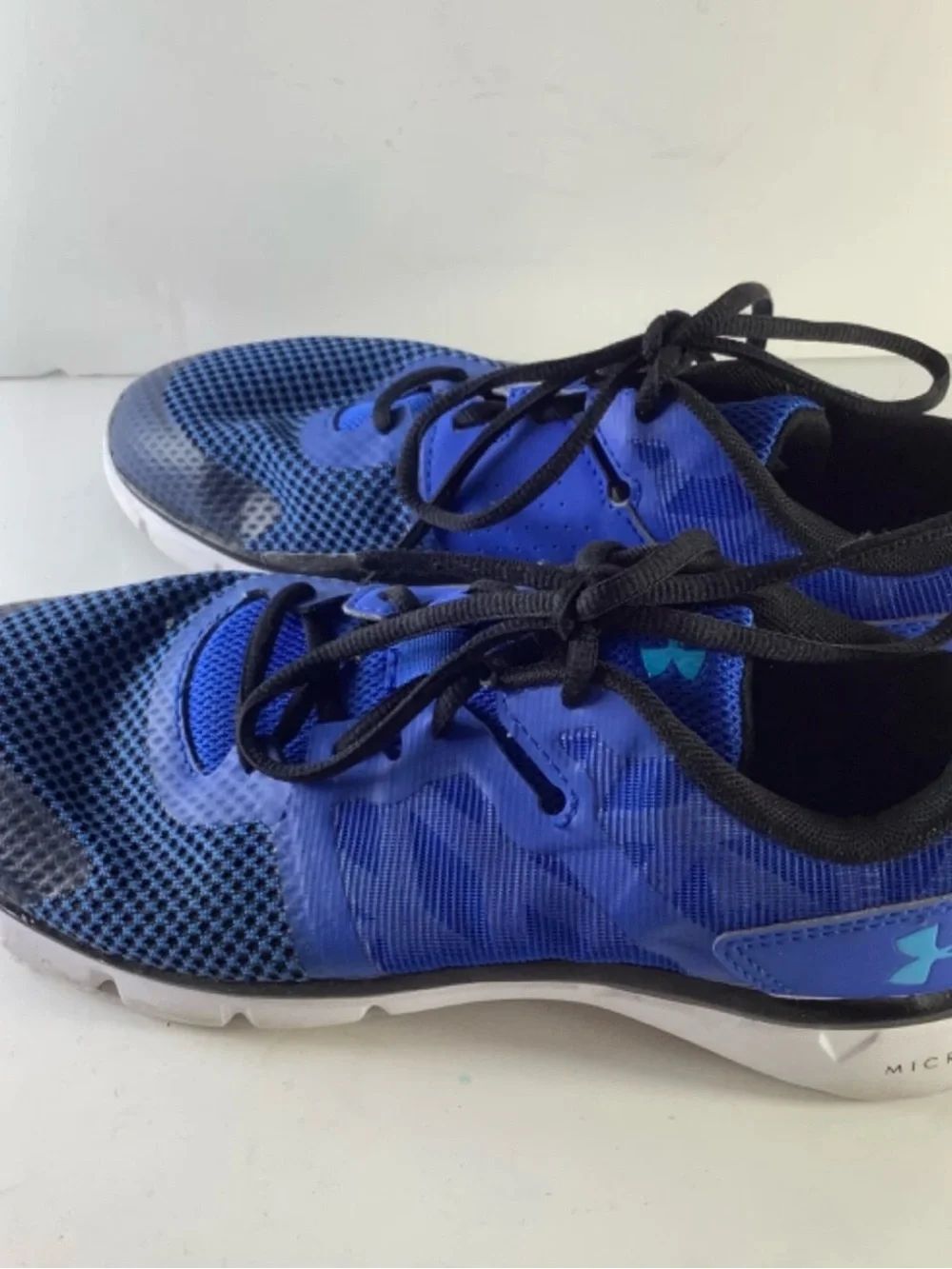 Under Armour Mens Micro G 1273970-907 Blue Running Shoes Sneakers Size 7